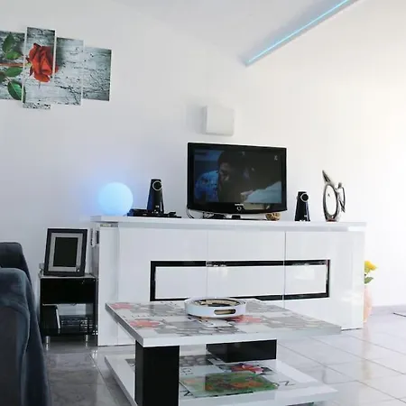 아파트 108, Port Soleil Au Village Naturiste 아그