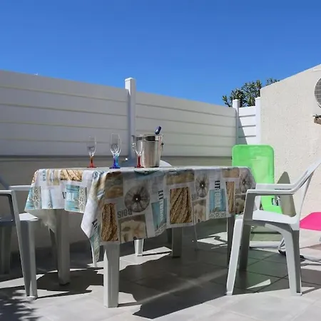 108, Port Soleil Au Village Naturiste 아파트